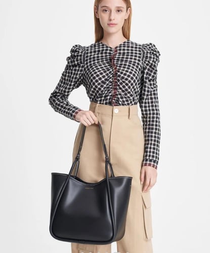 شنطة تشارلز اند كيث/مقاسXL