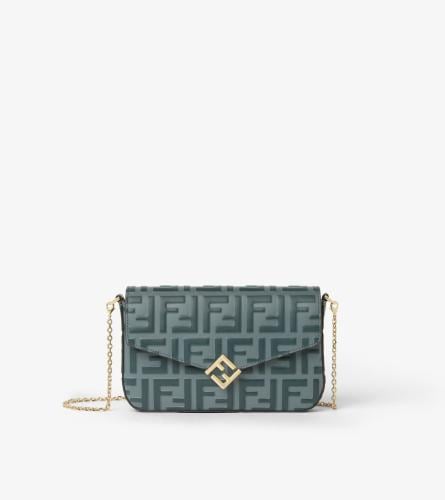 شنطة فندي fendi
