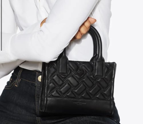 شنطة كيرت جيجر /مقاس اكسترا سمول