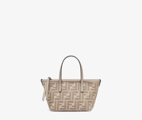 شنطة فندي fendi/مقاس ميني