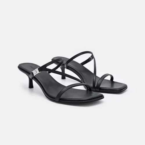 كعب بيدرو/لون Black