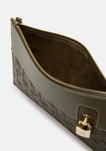 باوتش كارولينا هيريرا