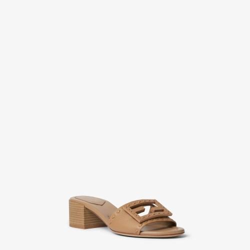 كعب فندي fendi