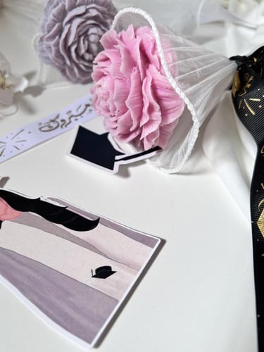 شمعة وردة مع ثيم تخرج