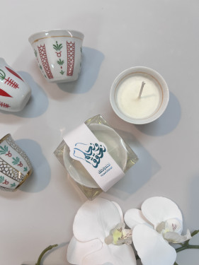 بوكس شمعة فنجان ثيم اليوم الوطني