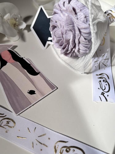 شمعة وردة مع ثيم تخرج