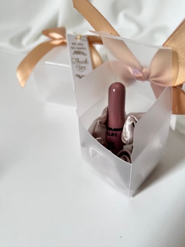 توزيعات هدايا