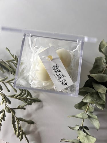 شمع ببلز مع عبارة العيد