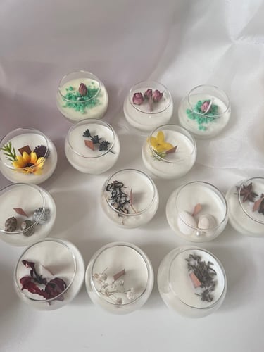 كاسات شمع بالاسم