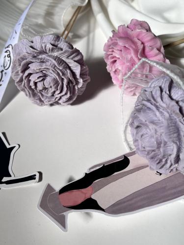 شمعة وردة مع ثيم تخرج