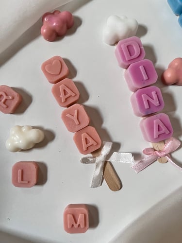 توزيعات صابون بالاسم