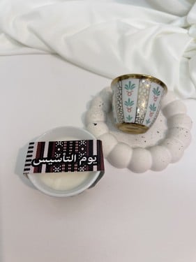 شمعه فنجان مع ثيم تصميم حسب الطلب