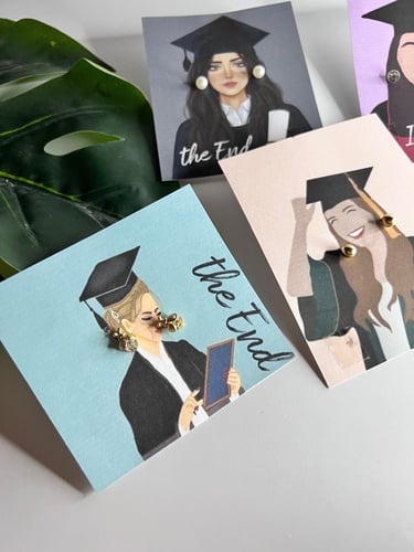 توزيعات حلق ثيم تخرج