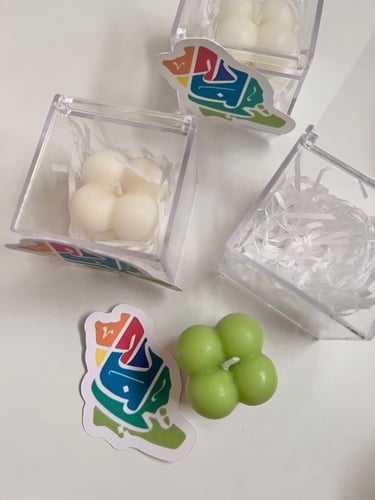 شمع مع ثيم اليوم الوطني