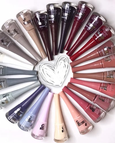 مجموعة مناكير ريال بيوتي