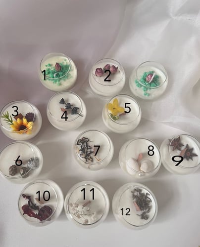 كاسات شمع بالاسم