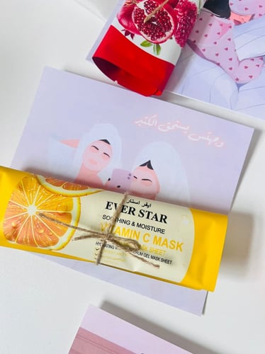 توزيعات ثيم مع ماسك الوجه