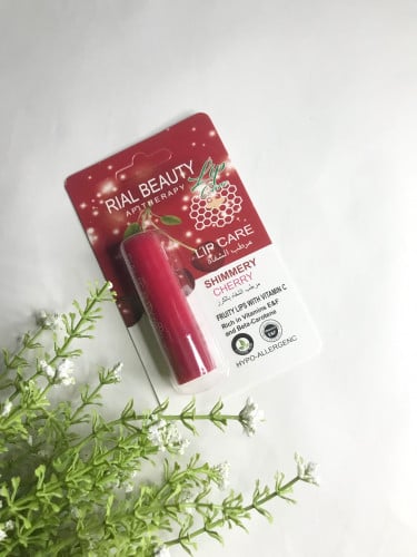 مرطب شفاه بالكرز من ريال بيوتي