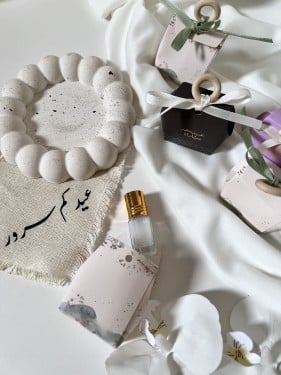 صندوق العيد مع تولة