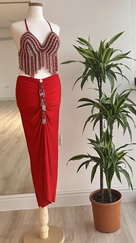 بدلة رقص شرقي باللون الاحمر