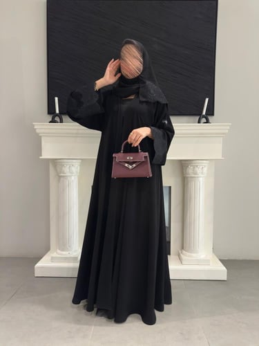 عباية نرجس