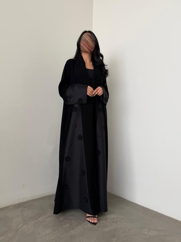 عباية سراب