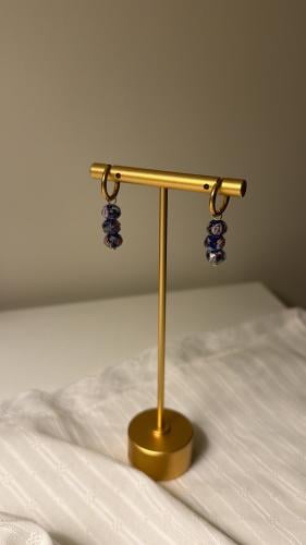 حلق الورد الازرق