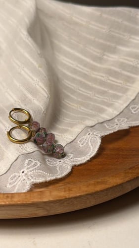 حلق الورد الوردي