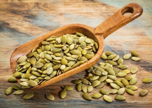 حب القرع مقشر