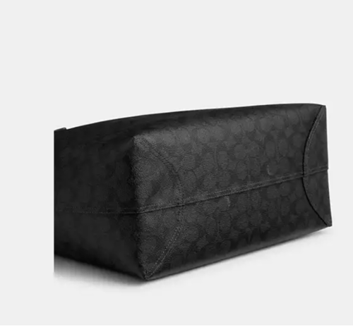 حقيبة كوتش City Tote Bag In Signature Canvas