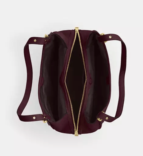 حقيبة كوتش Erin Shoulder Bag