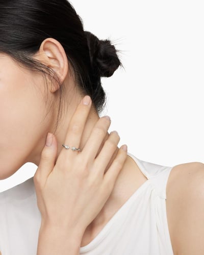 خاتم عصر النهضة مرصع بالالماس من ديفد يورمان