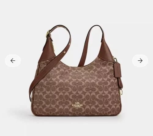 حقيبة كوتش Ella Shoulder Bag