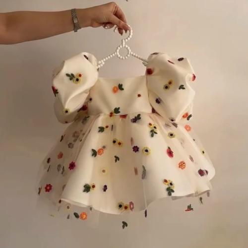 فستان مواليد للعيد 2026