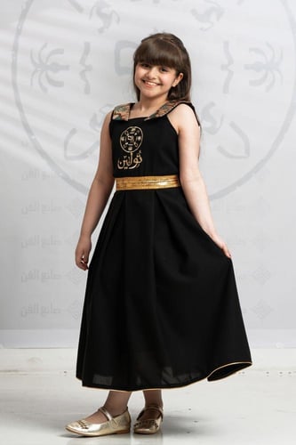 فساتين يوم بدينا