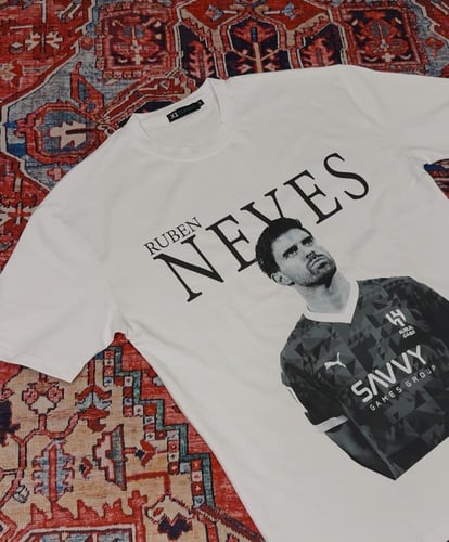 تيشيرت نيفيز