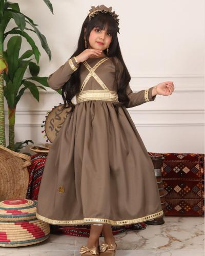 فستان يوم تأسسنا