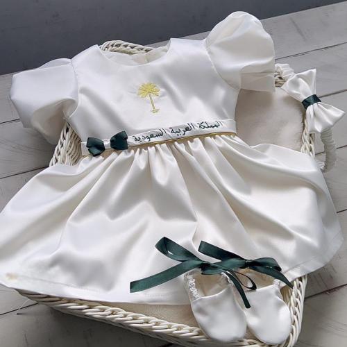 فستان اليوم الوطني السعودي بالاسم للبنات