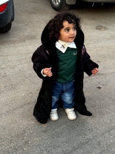 فروة شتويه بالاسم للاطفال