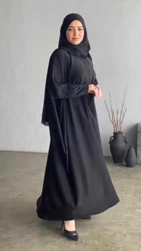 عباية العمرة عباية النسك – راحة وأناقة في رحلتك ال...