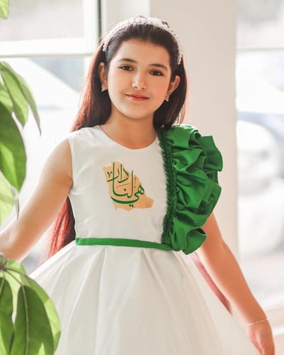 فستان اليوم الوطني السعودي بالاسم للبنات