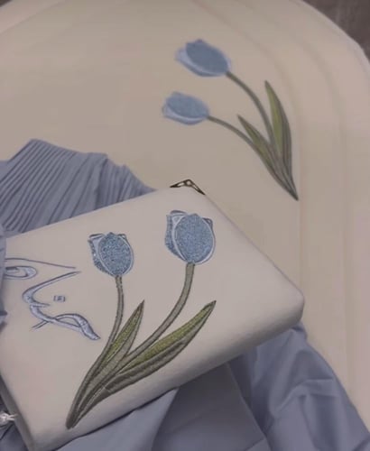 طقم بريق التوليب