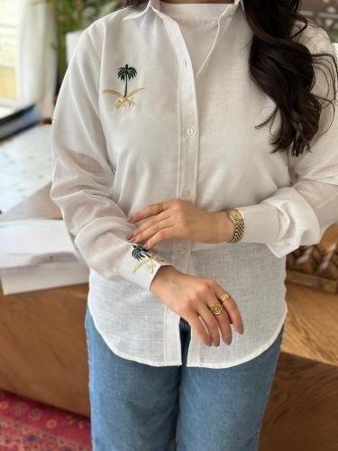 قميص كتان بتطريز السعودية