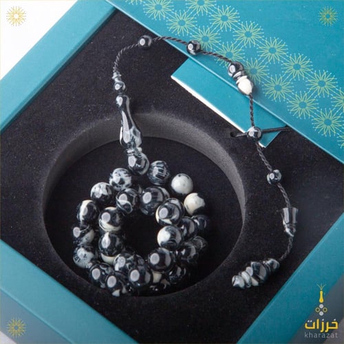 أبيض و أسود رخامي