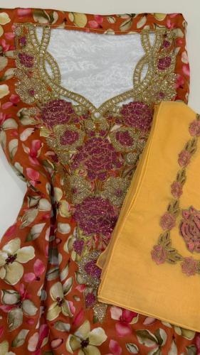 مخور حرير ملكي مخرم مع شيلة