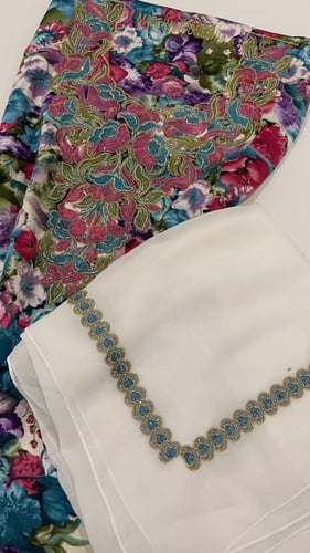 مخور حرير مع شيلة كود ٢٤٣