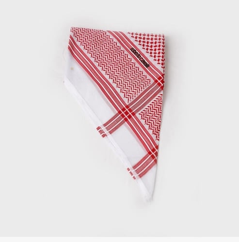 شماغ روبرتو كافالي أحمر R.C-2-R