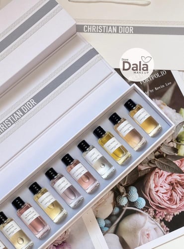 بكج عطور ديور مع الملحقات