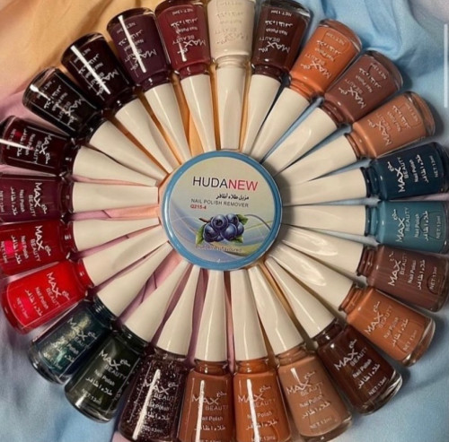 مناكير ماكس