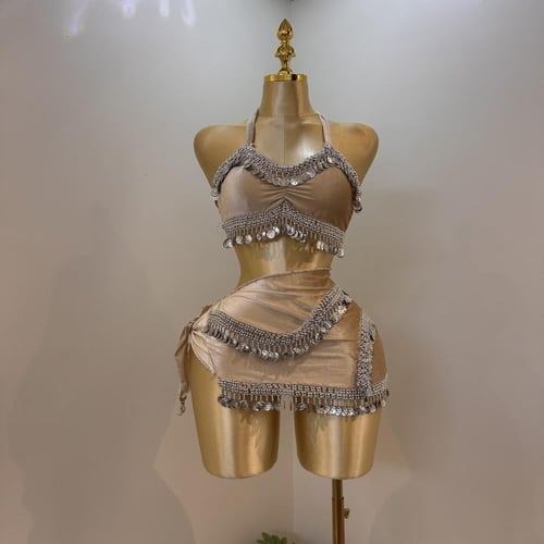 بدلة رقص شرقي قصيرة وفخمة متعددة الالوان